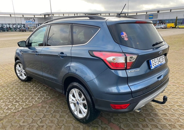 Ford Escape cena 60500 przebieg: 78000, rok produkcji 2017 z Słupsk małe 277